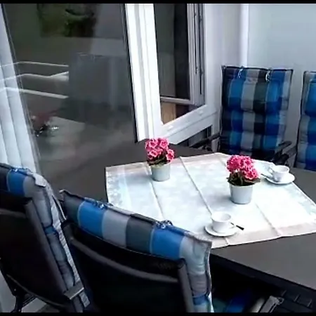 Kiel - Schilksee Ferienwohnung Kasing Inkl Wlan Bezogene Betten Und Handtuecher Exterior photo