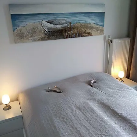 Kiel - Schilksee Ferienwohnung Kasing Inkl Wlan Bezogene Betten Und Handtuecher Exterior photo